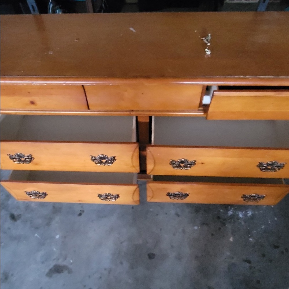 Dresser full set